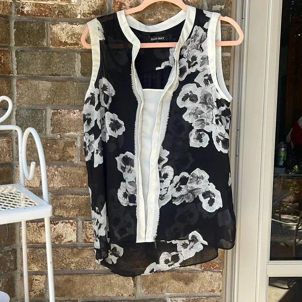 Ellen Tracy sheer black and white floral blouse size large